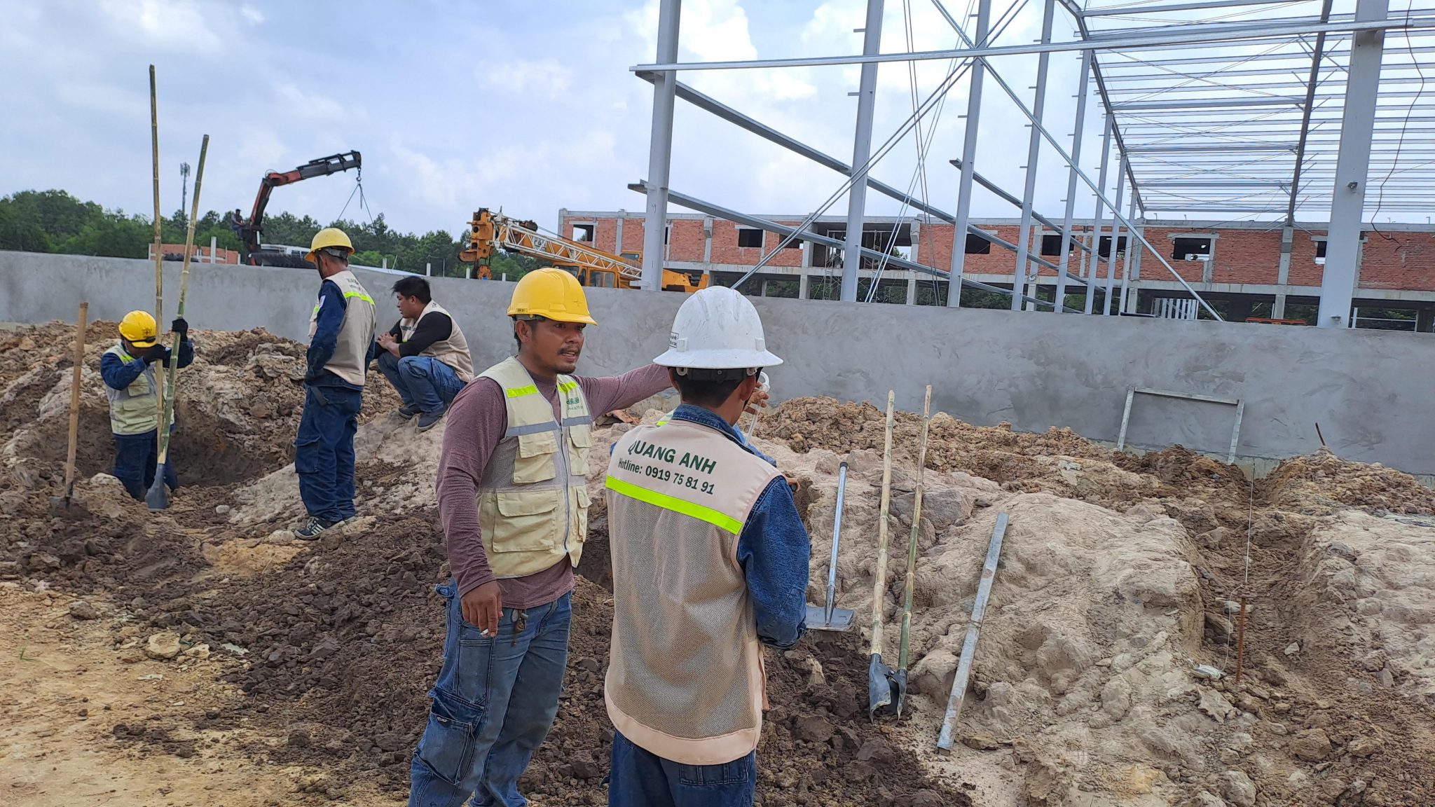 Thi công năng lượng mặt trời Lắp đặt điện mặt trời từ Quanganhcons