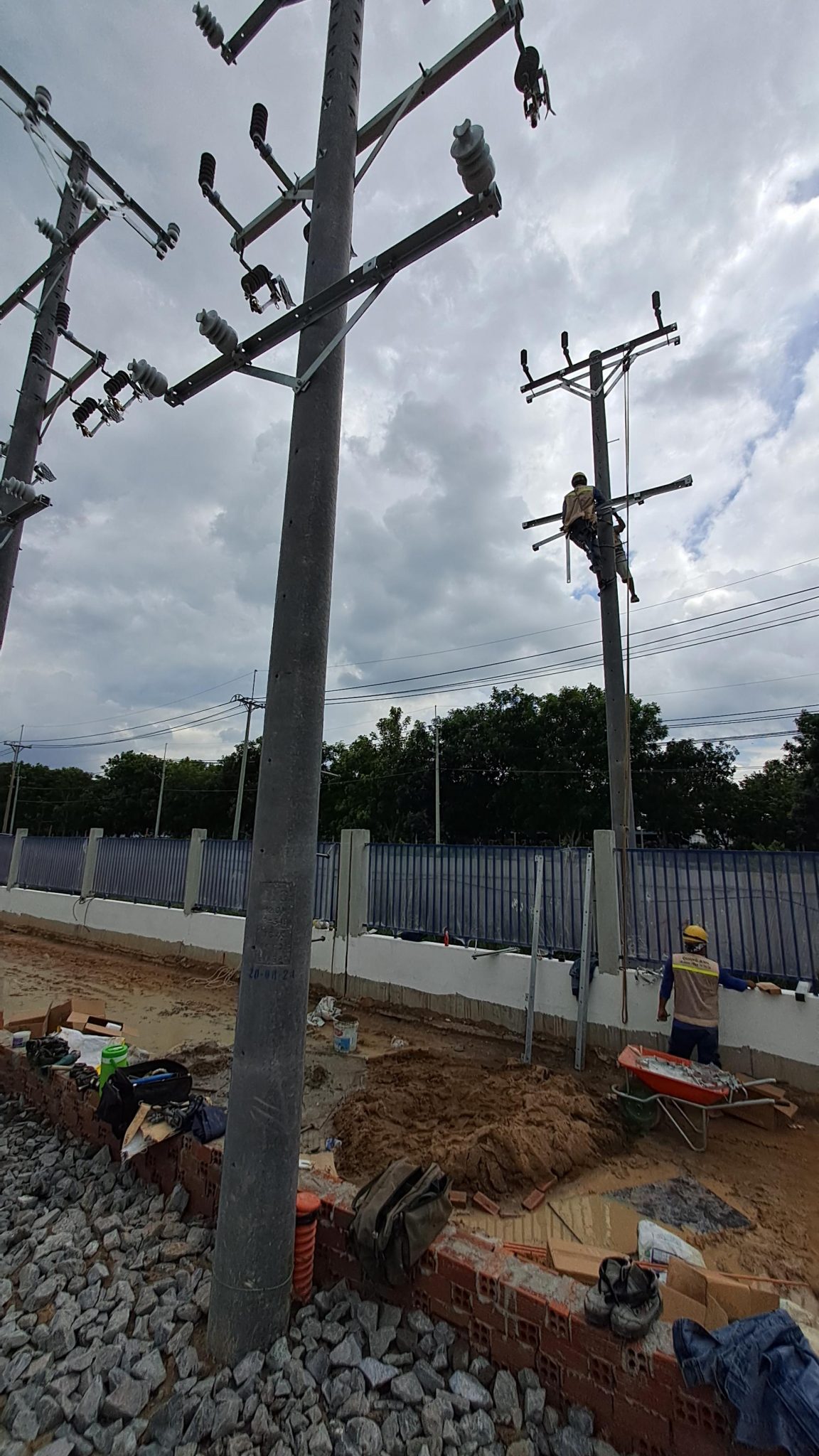 Chi Phí Lắp Đặt Điện Mặt Trời Chi phí cho việc lắp đặt hệ thống điện mặt trời năm 2025.