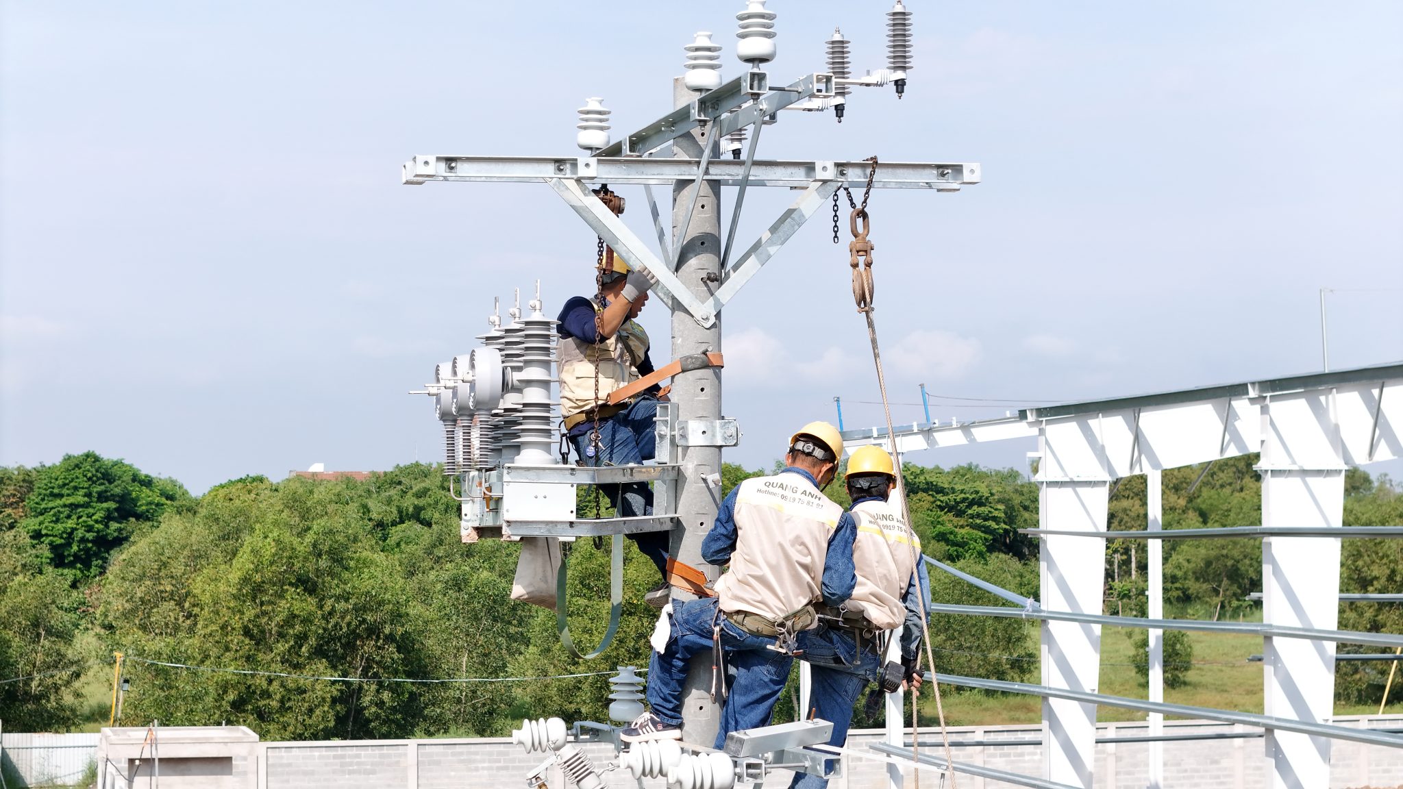 Trạm biến áp 35kV của Quanganhcons Trạm biến áp công suất 35kV do Quanganhcons thiết kế và thi công