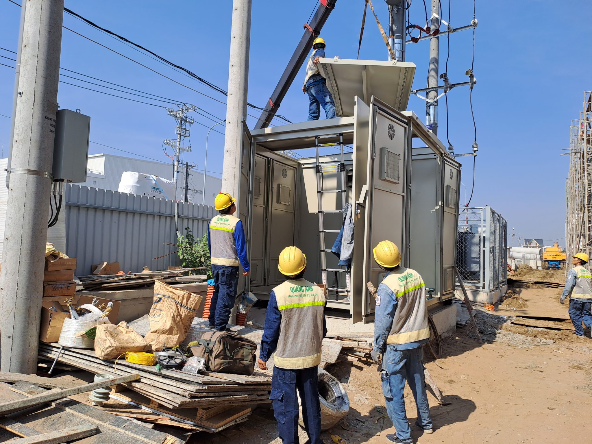 Kiểm tra thiết bị trạm biến áp Kiểm tra thiết bị trạm biến áp