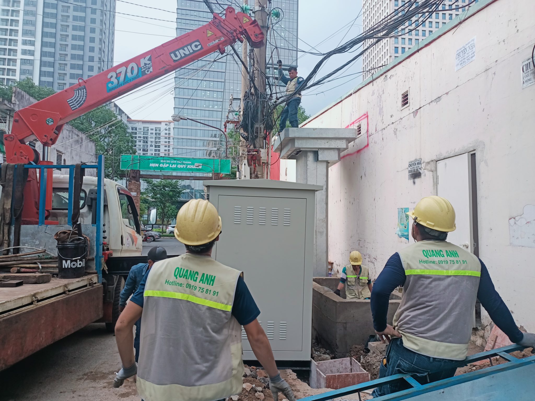 QuangAnhcons và dự án năng lượng mặt trời. Dự án điện mặt trời do QuangAnhcons thực hiện.